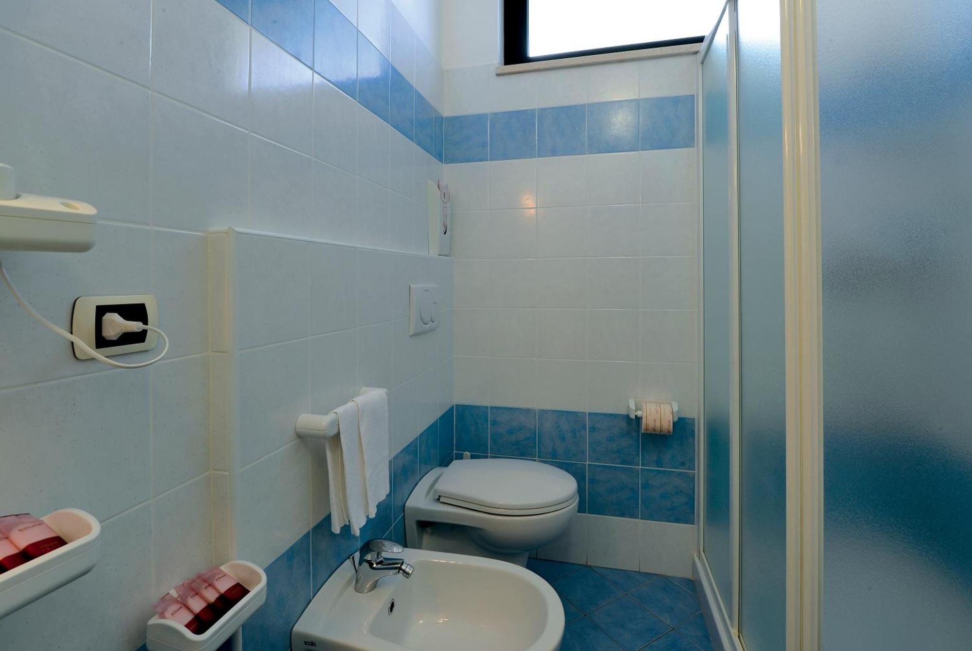 Hotel Residence Margherita 토르토레토 객실 사진